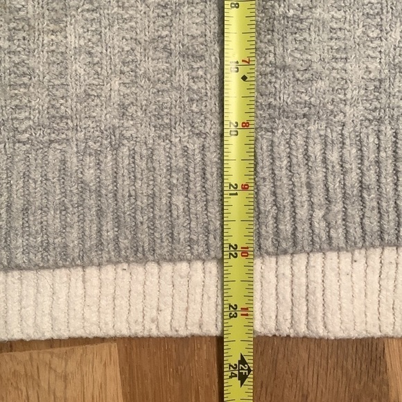 Loft Color-Blocked Gray & White Crewneck Long Sleeve Pullover Sweater Women’s S - Picture 11 of 12
